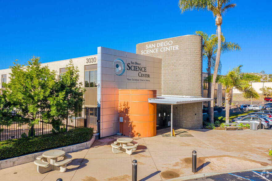 3030 Bunker Hill St, San Diego, CA à louer - Photo principale - Image 1 de 13