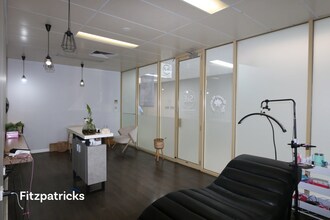 104 Baylis St, Wagga Wagga for lease Interior Photo- Image 2 of 3
