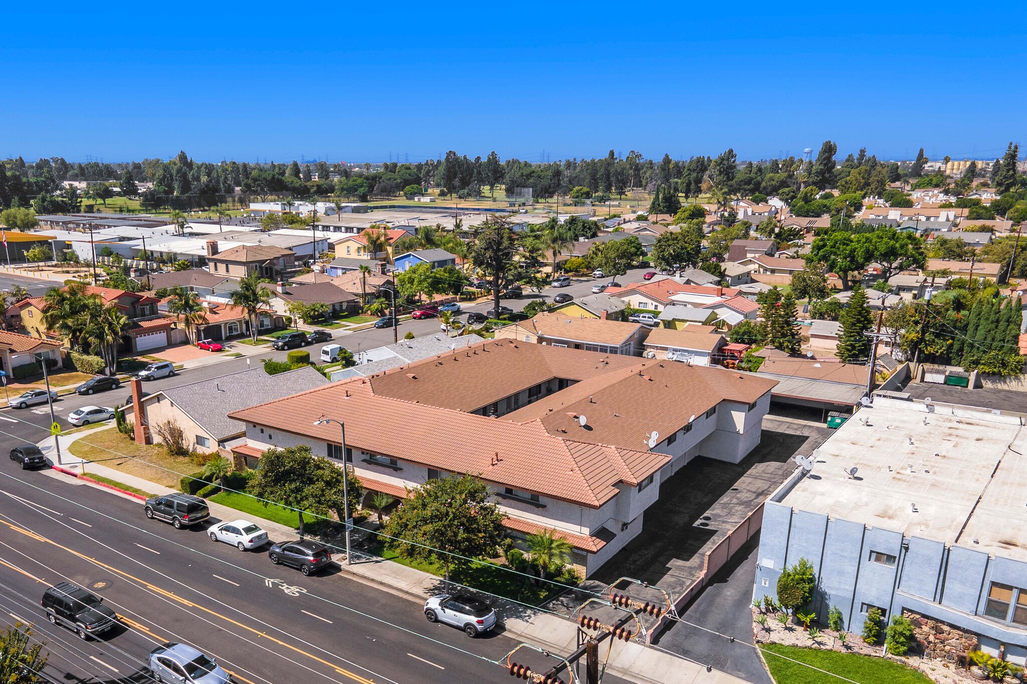 11923 Old River School Rd, Downey, CA à vendre Photo principale- Image 1 de 1