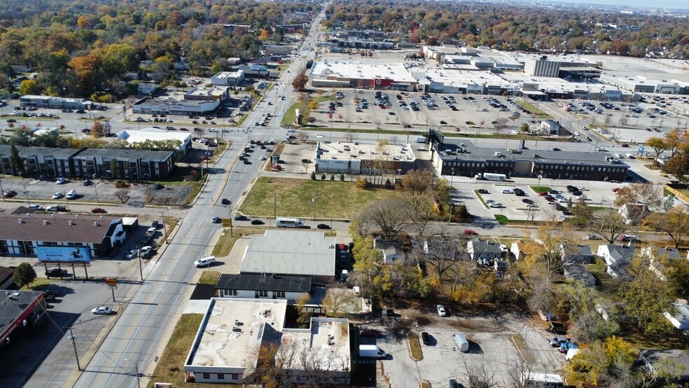 5701 Douglas Ave, Des Moines, IA for sale - Building Photo - Image 3 of 13