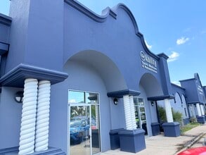 309-313 W Bass St, Kissimmee, FL à louer Photo intérieure- Image 2 de 18