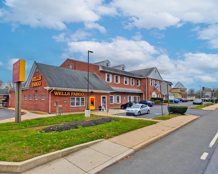 802-812 Philadelphia Pike, Wilmington, DE for lease - Building Photo - Image 1 of 8