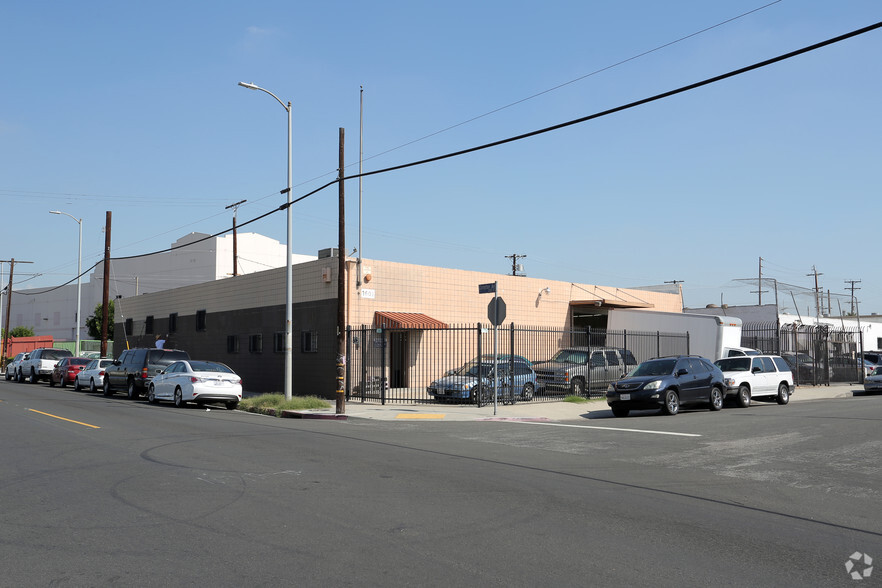 1601 E 22nd St, Los Angeles, CA for lease - Building Photo - Image 1 of 6