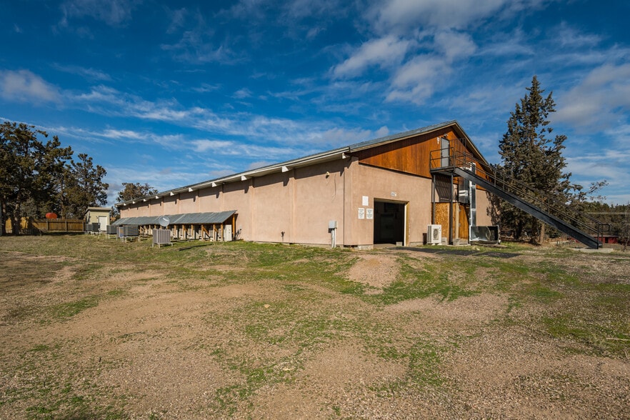 65320 US 20, Bend, OR for sale - Building Photo - Image 3 of 35