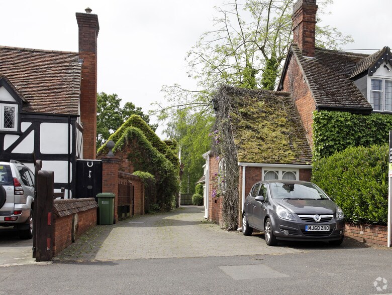 132 Widney Ln, Solihull à louer - Photo du bâtiment - Image 3 de 4