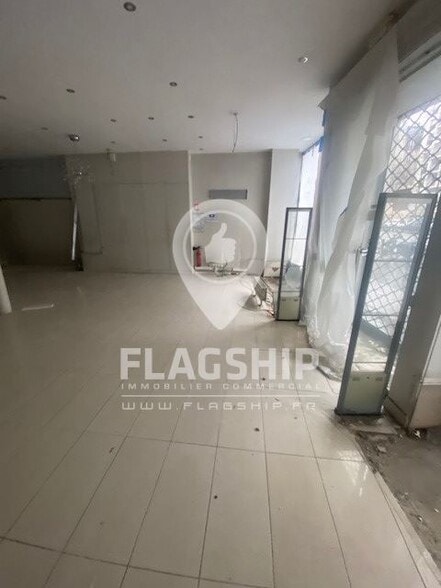 Retail in Paris for lease - Interior Photo - Image 3 of 7