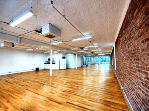 110 W 30th St, New York, NY for lease Interior Photo- Image 2 of 12