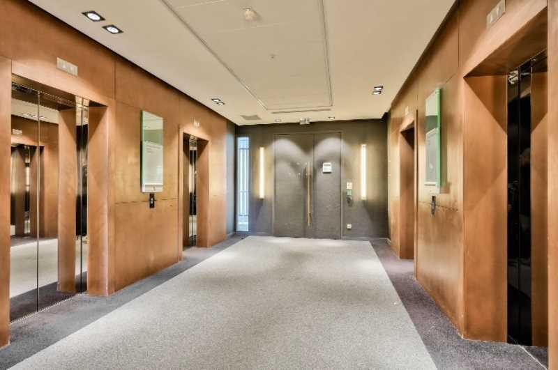 140-142 Boulevard Macdonald, Paris for lease - Lobby - Image 3 of 19