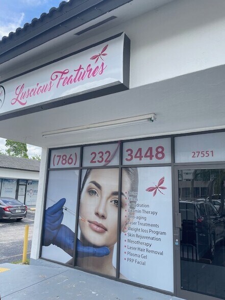 27525-27591 S Dixie Hwy, Naranja, FL à louer - Photo du bâtiment - Image 2 de 14