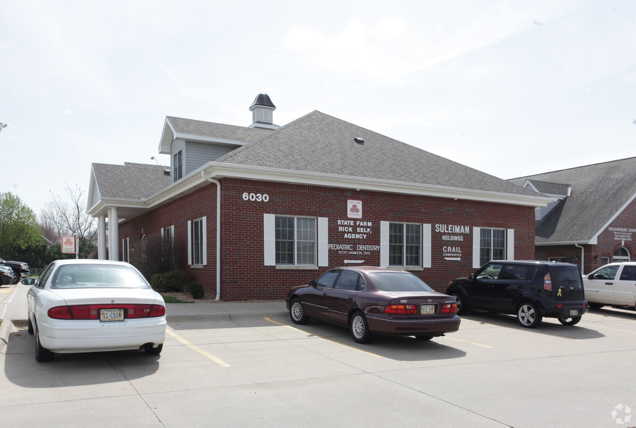 6030 Village Dr, Lincoln, NE for lease Primary Photo- Image 1 of 3