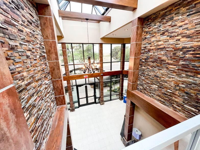 3510 N A St, Midland, TX for lease - Building Photo - Image 3 of 43