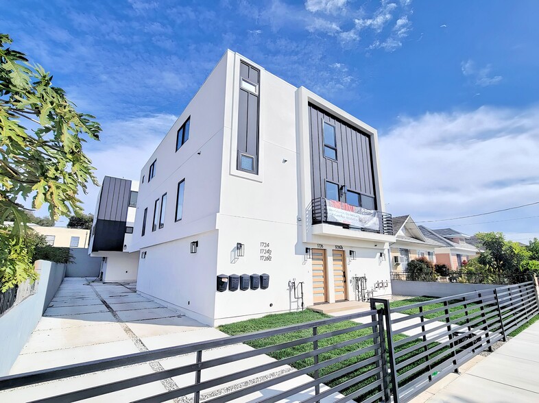 1724 Menlo Ave, Los Angeles, CA for sale - Building Photo - Image 1 of 1