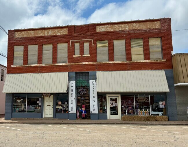 More details for 215 N Cleveland Ave, Cushing, OK - Retail for Sale