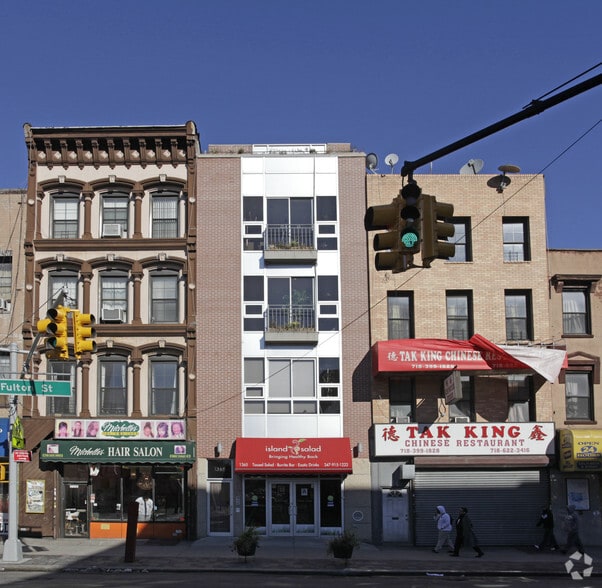 1365 Fulton St, Brooklyn, NY à louer - Photo du bâtiment - Image 2 de 5