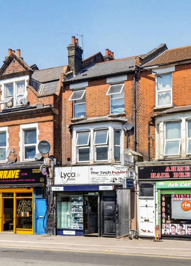 325 Lea Bridge Rd, Londres à vendre Photo du bâtiment- Image 1 de 8