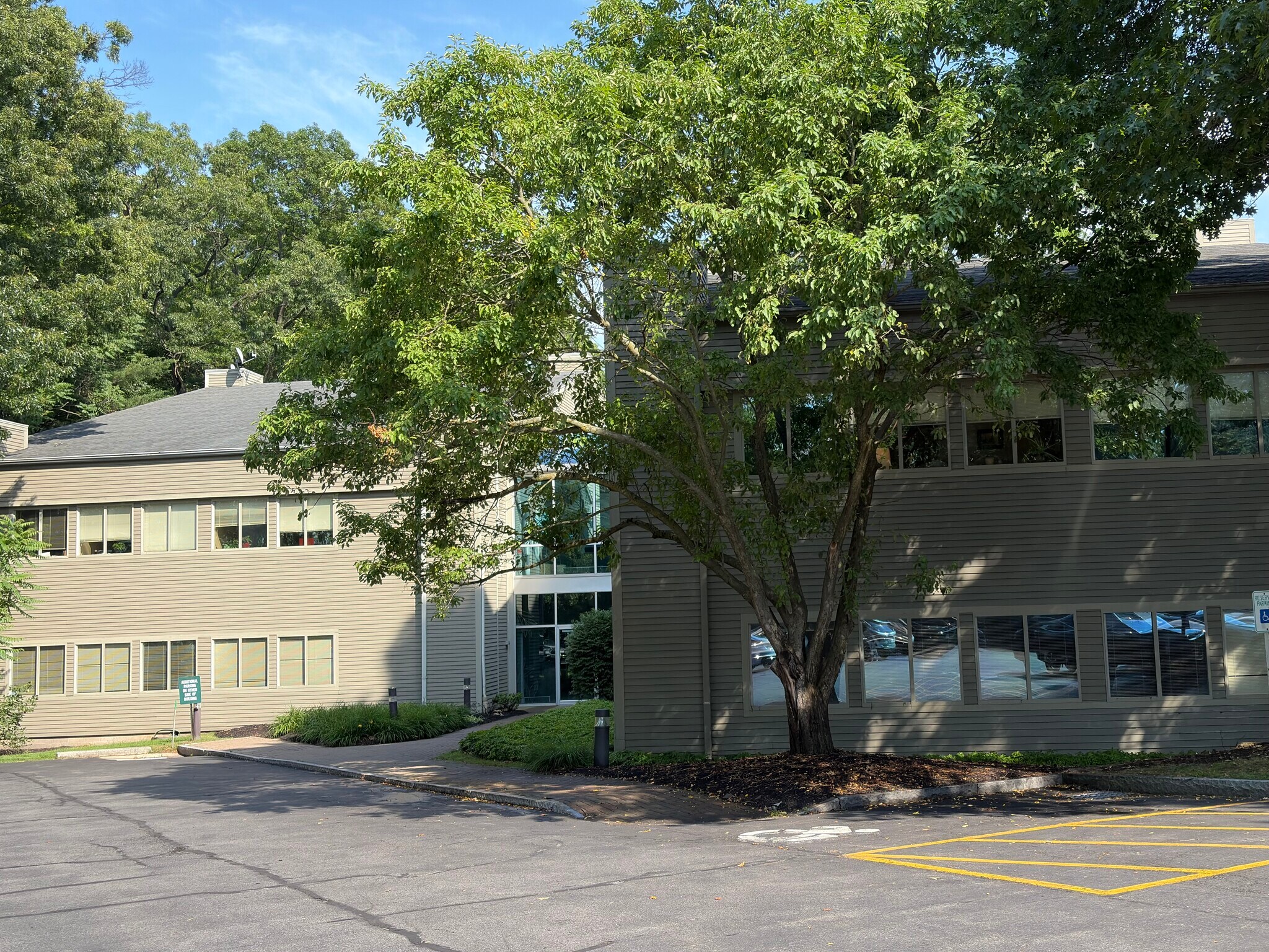100 Linden Oaks, Rochester, NY for lease Interior Photo- Image 1 of 3