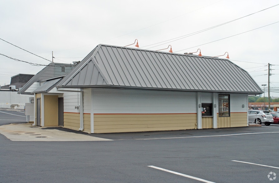 2032 Montreal Rd, Tucker, GA for sale - Building Photo - Image 3 of 13