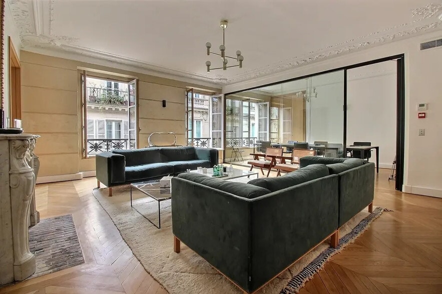 10 Rue Du Mont Thabor, Paris for lease - Building Photo - Image 1 of 13