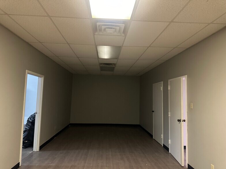 3615 S Goodlett St, Memphis, TN à louer - Photo intérieure - Image 3 de 9