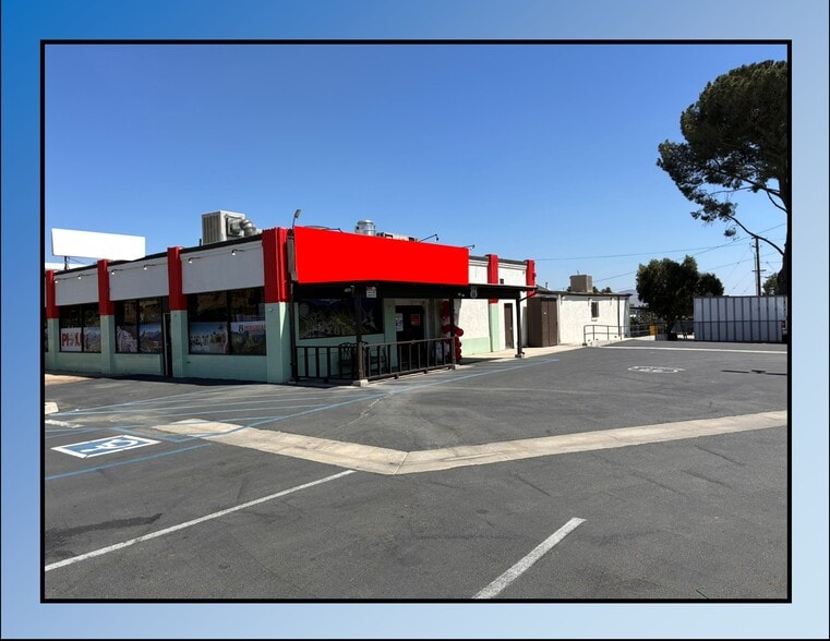 15395 Foothill Blvd, Fontana, CA for lease - Building Photo - Image 1 of 36