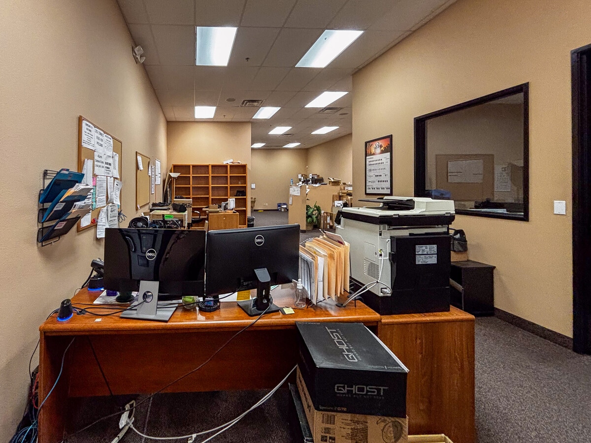 45130 Golf Center Pky, Indio, CA 92201 - Unité G-7/G-8 -  - Photo intérieure - Image 1 of 18