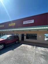 6808 Ridge Rd, Port Richey, FL à louer Photo intérieure- Image 2 de 7