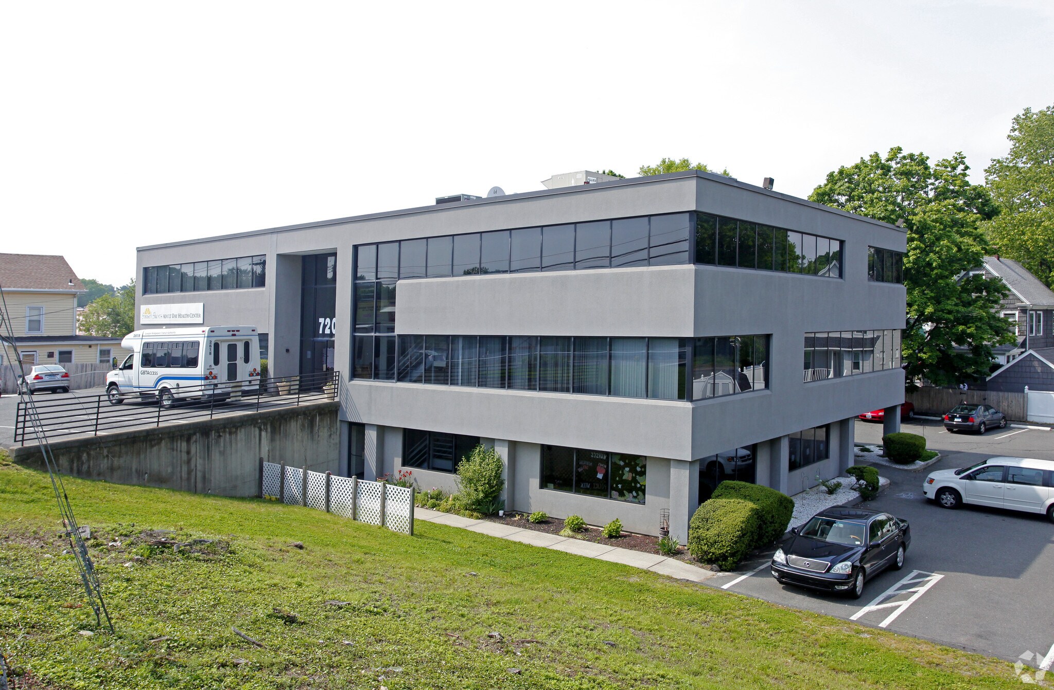 720 Barnum Ave, Stratford, CT à vendre Photo principale- Image 1 de 7