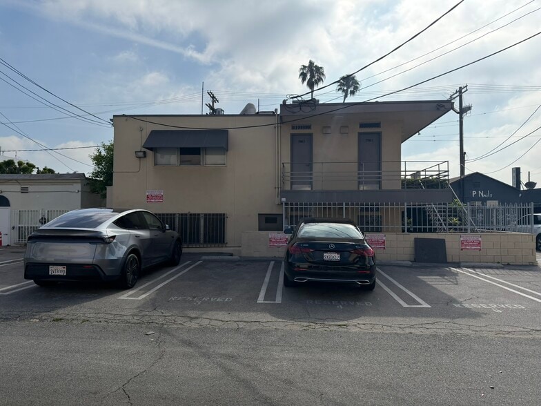 1145-1147 S Robertson Blvd, Los Angeles, CA à louer - Photo du bâtiment - Image 3 de 19