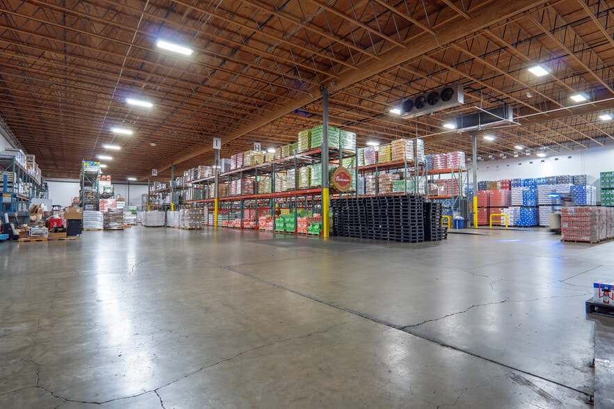 94 W Valley Mall Blvd, Union Gap, WA for lease - Interior Photo - Image 3 of 18