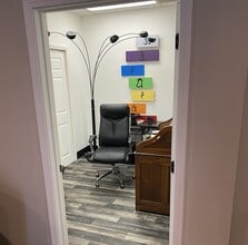 1523 S Green River Rd, Evansville, IN à louer Photo intérieure- Image 2 de 3