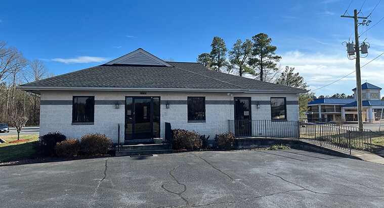23795 Rogers Clark Blvd, Ruther Glen, VA for lease Building Photo- Image 1 of 11