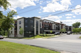 Plus de détails pour 77A Excelsior Ave, Saratoga Springs, NY - Commerce de détail à louer