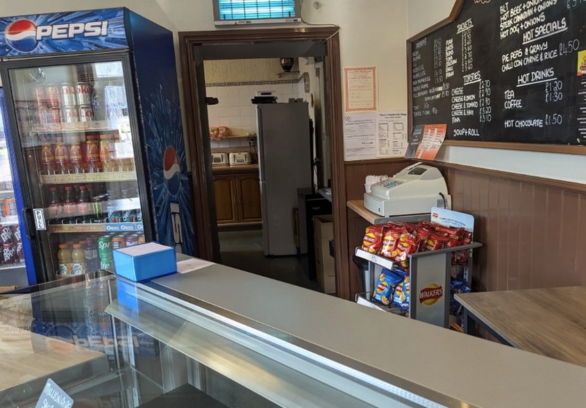 216B Union Rd, Accrington for sale - Interior Photo - Image 3 of 6