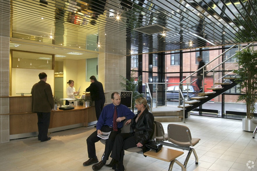 70-74 Brunswick St, Stockton On Tees for lease - Lobby - Image 2 of 6