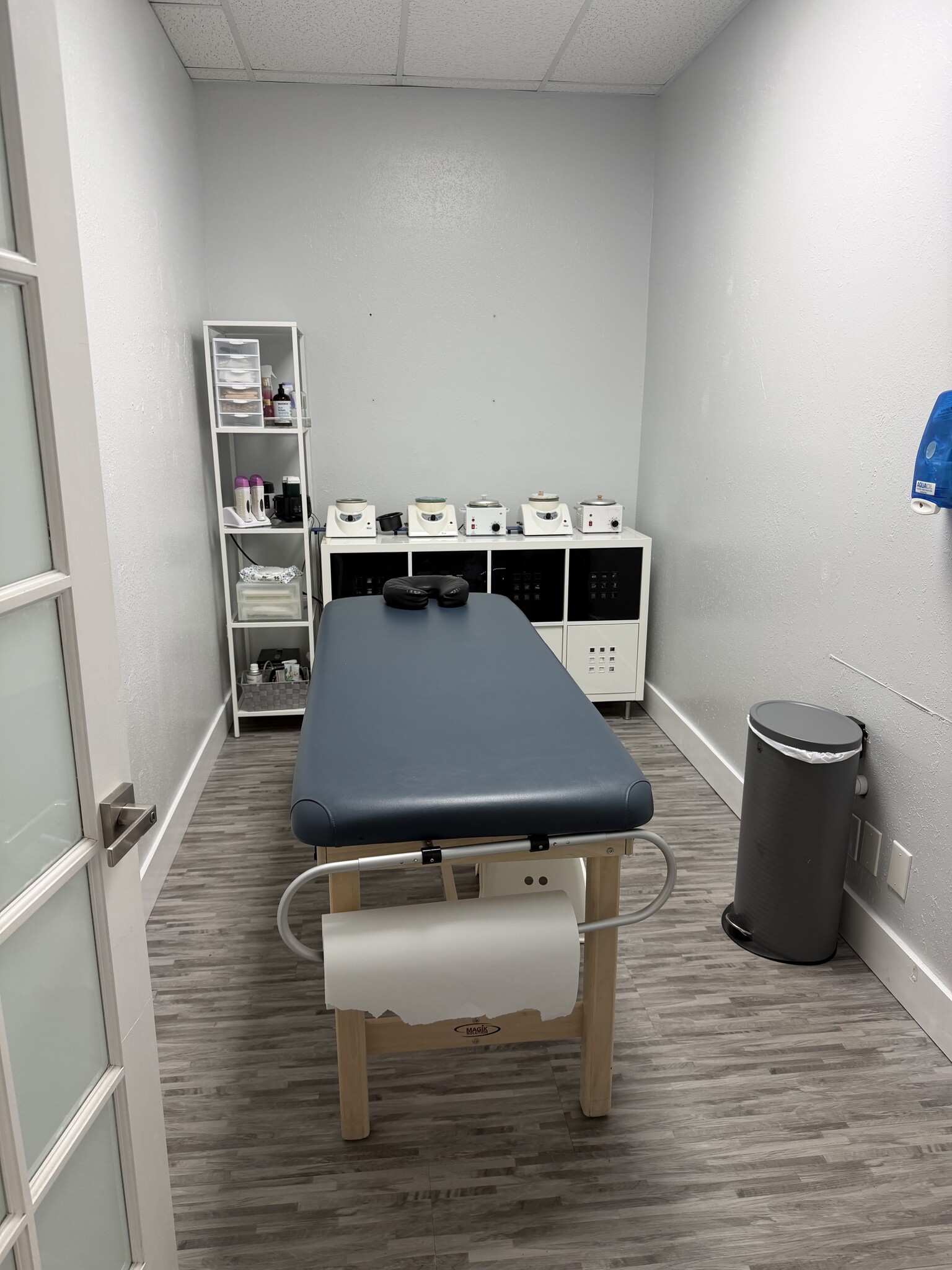 5400 S University Dr, Davie, FL for lease Interior Photo- Image 1 of 6