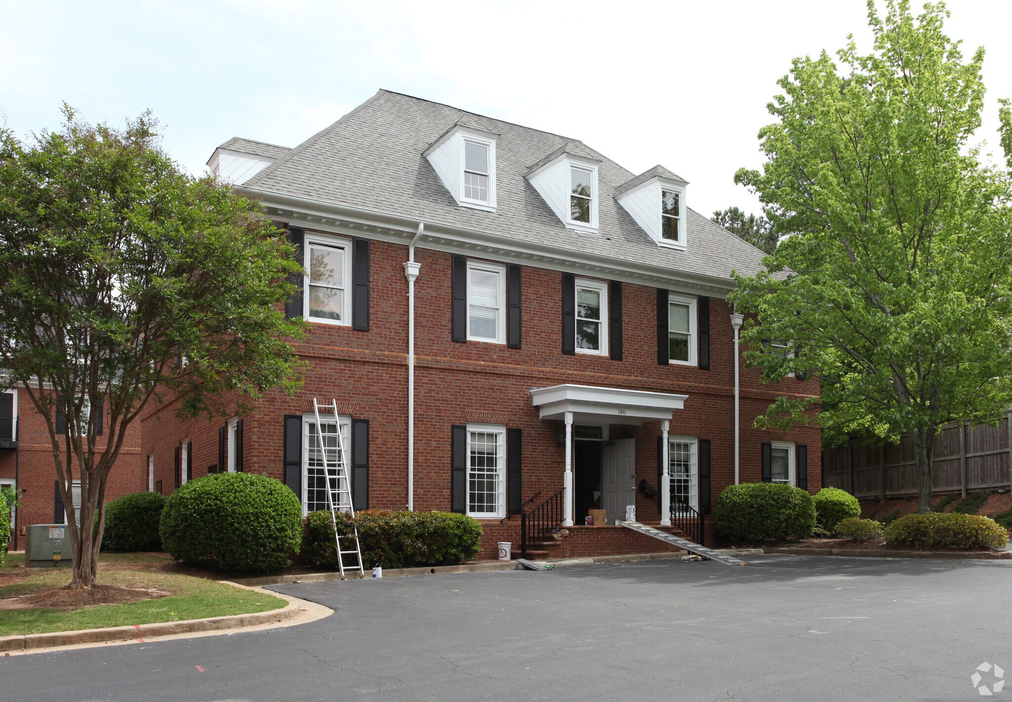 3841 Holcomb Bridge Rd, Peachtree Corners, GA for lease Primary Photo- Image 1 of 16