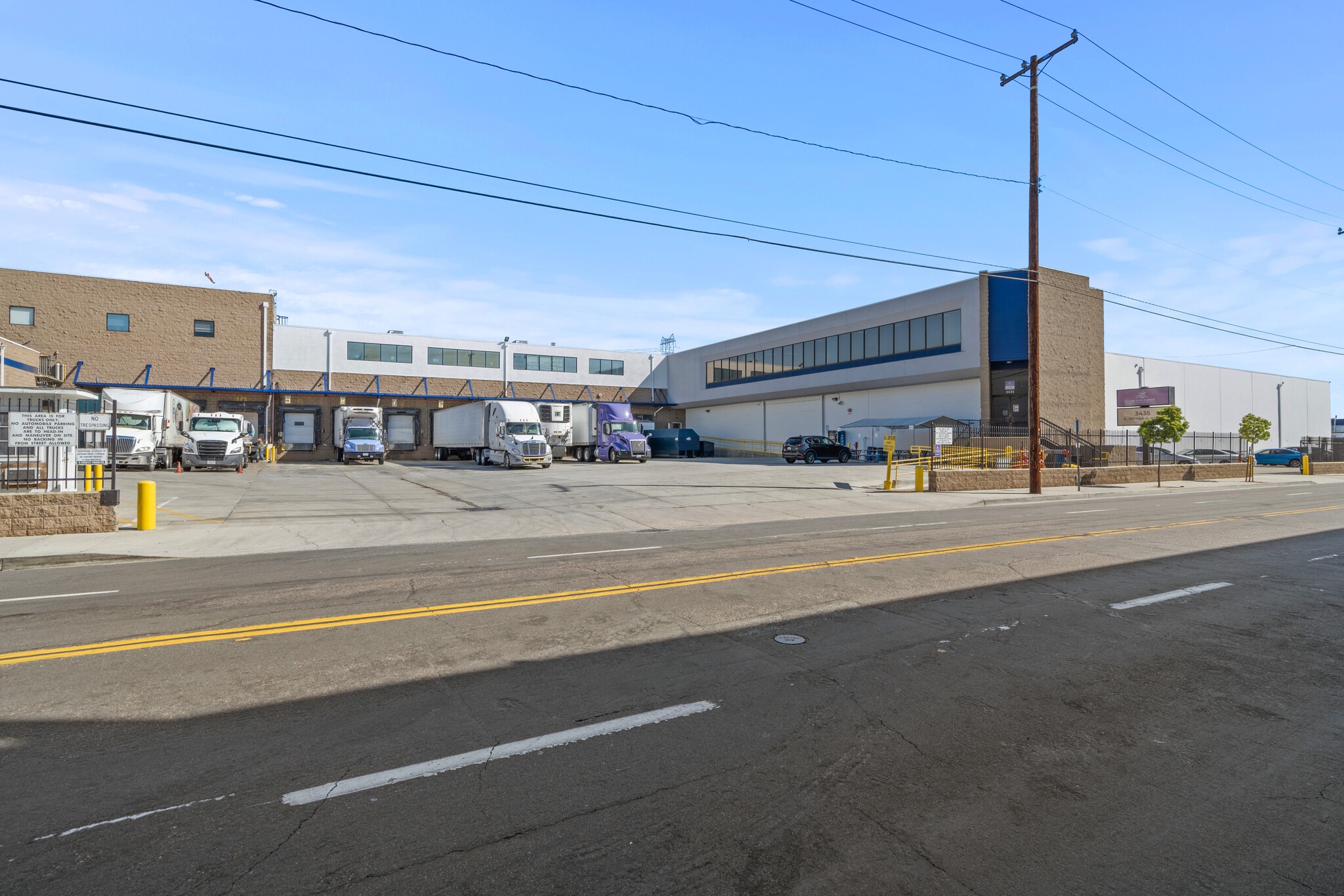 3435 E Vernon Ave, Vernon, CA for lease Primary Photo- Image 1 of 4