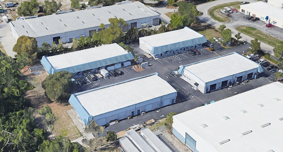 Hemingway Business Park portefeuille de 4 propriétés à vendre sur LoopNet.ca - Photo du bâtiment - Image 2 de 14