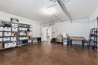 324 Park Central W, Springfield, MO for lease Interior Photo- Image 2 of 3