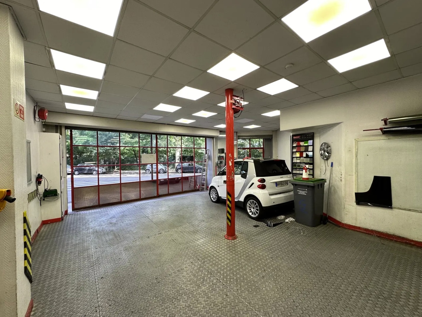 30 Rue Du Printemps, Paris for lease Interior Photo- Image 1 of 5