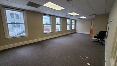 494 State St, Salem, OR for lease Building Photo- Image 2 of 3