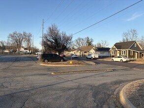 1607-1641 Broadway St, Pekin, IL for lease Building Photo- Image 1 of 3