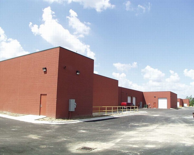 700-810 Welch Rd, Commerce Township, MI à louer - Autre - Image 2 de 3