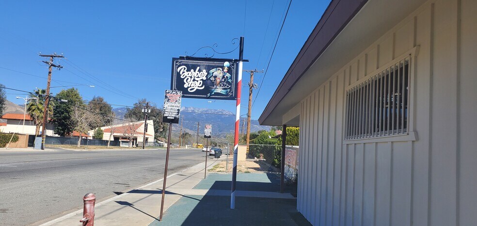 658 E Main St, San Jacinto, CA à vendre - Photo du bâtiment - Image 3 de 17