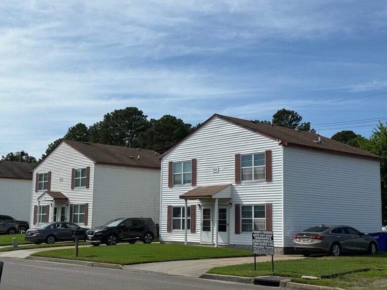 3000 Cape Henry Ave, Norfolk, VA à vendre - Photo du bâtiment - Image 2 de 11