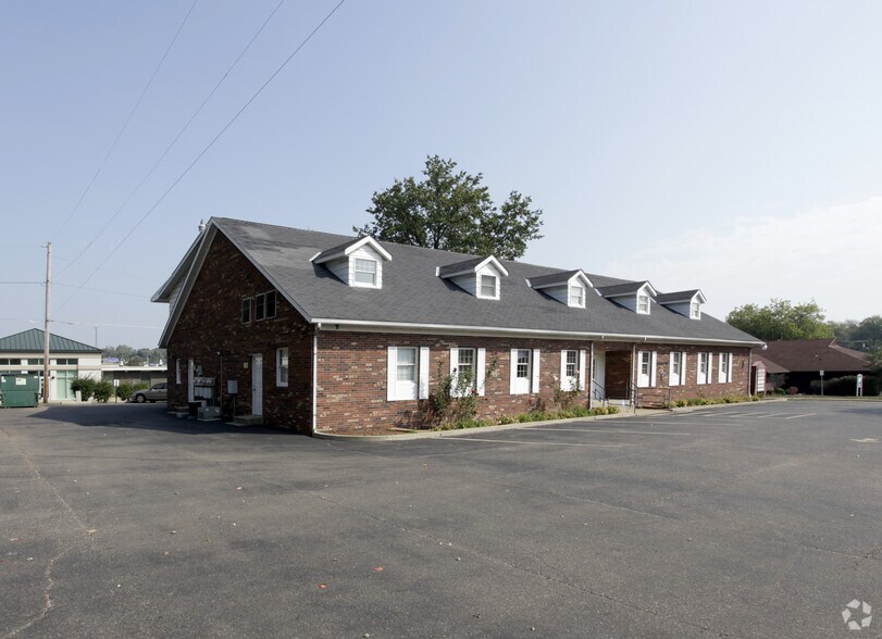 2809 Bell St, Zanesville, OH à louer - Photo du bâtiment - Image 2 de 13