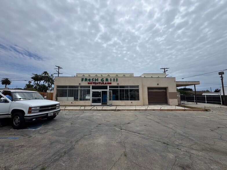 1946 E Thompson Blvd, Ventura, CA à vendre - Photo du bâtiment - Image 2 de 3