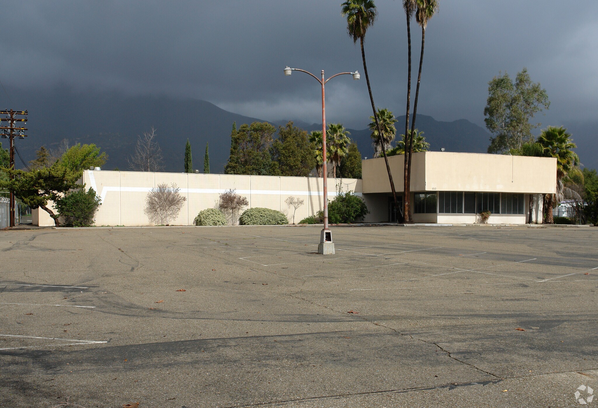 1202 E Ojai Ave, Ojai, CA for sale Primary Photo- Image 1 of 3