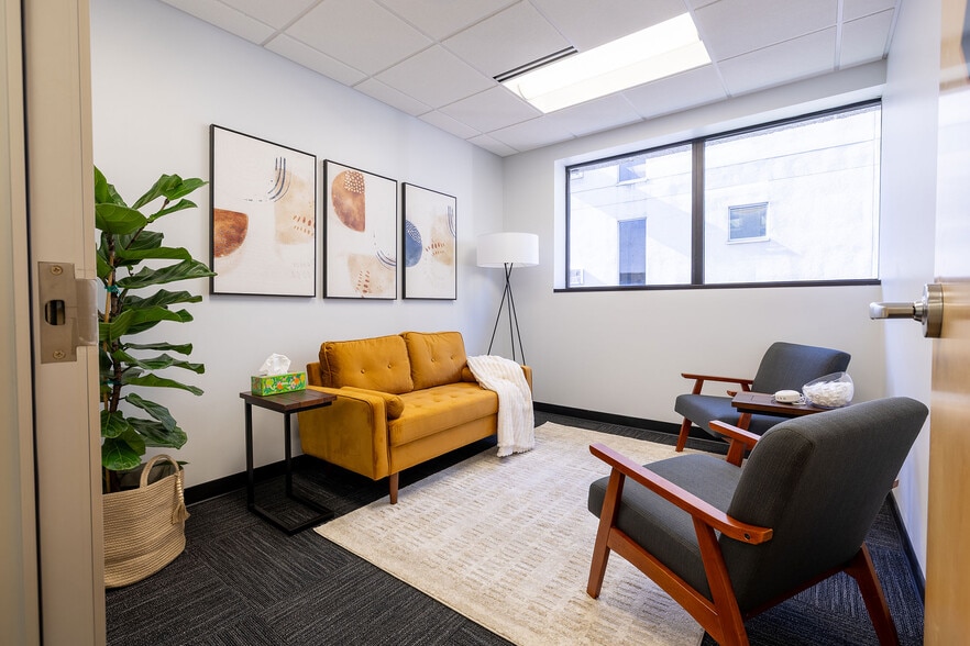 345 W Washington Ave, Madison, WI for lease - Interior Photo - Image 3 of 13