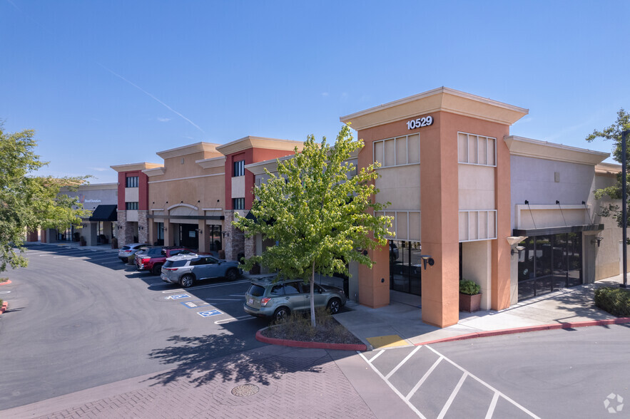 10529 Fairway Dr, Roseville, CA for lease - Primary Photo - Image 1 of 6